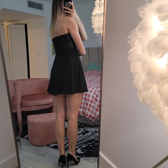 Black Party Mini Chic Dress - Picture 4 of 6